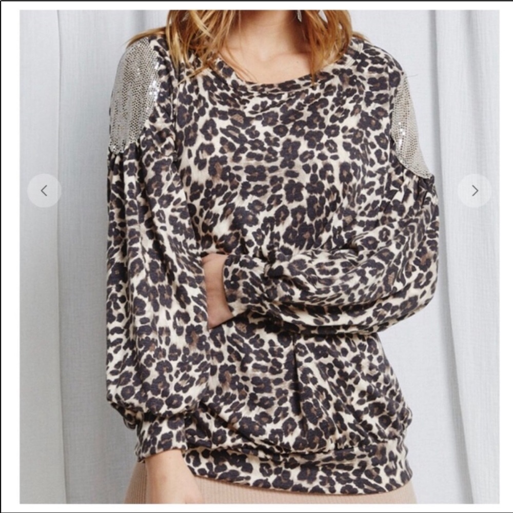 New!  Leopard & Sequins Oversized Top Sizes M, L